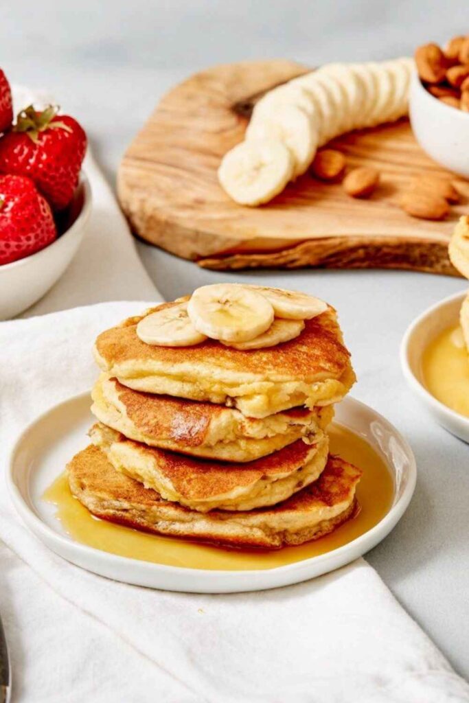 Almond Flour Banana Pancakes