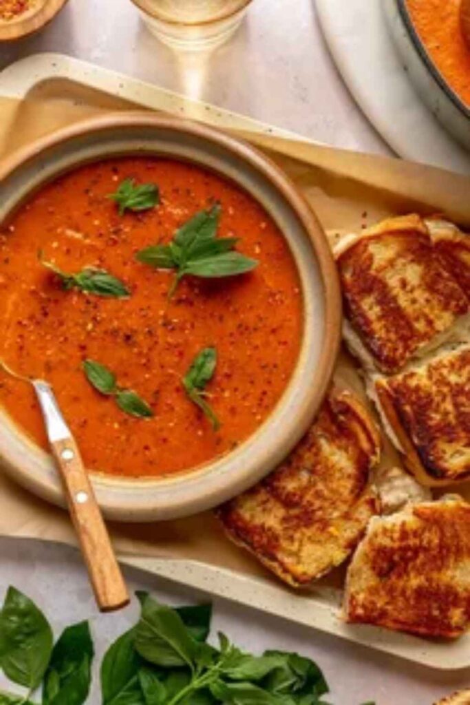 Creamy Tomato Basil Soup With Grilled Cheese Dippers