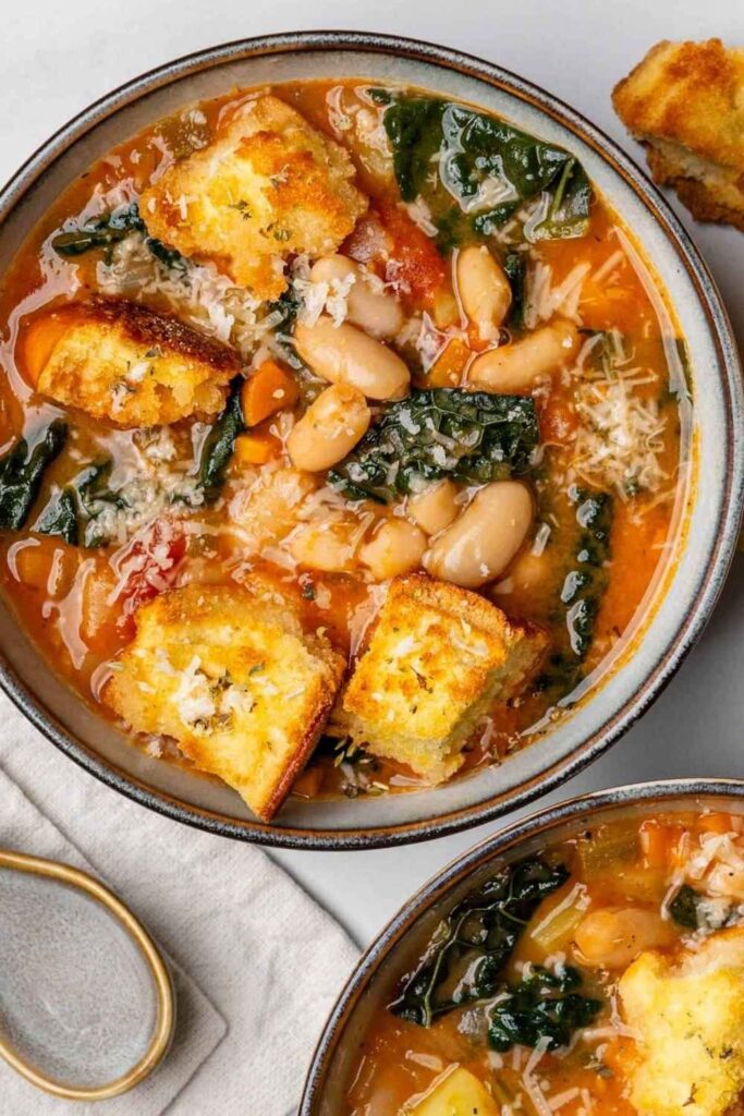 Creamy Tuscan White Bean Soup