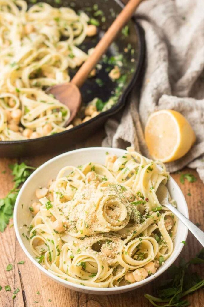 Garlic Butter White Bean Pasta