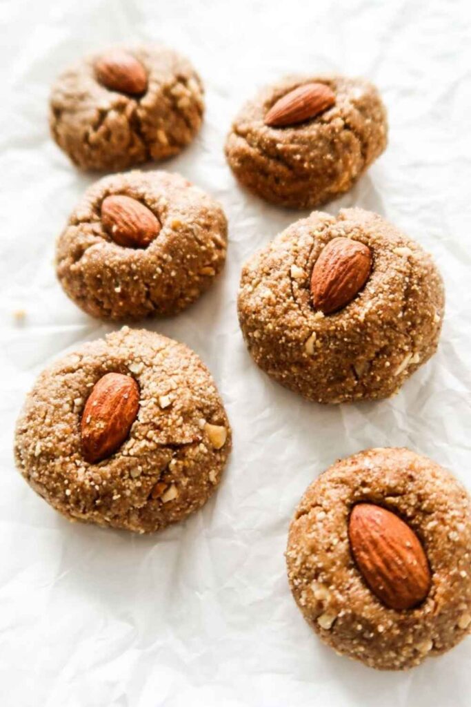 No-Bake Almond Butter Energy Bites