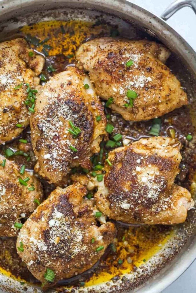 One-Pan Garlic Butter Chicken Thighs