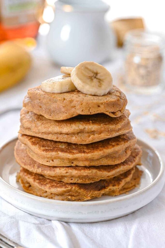 Quick Oat Banana Pancakes 2-Ingredient Base