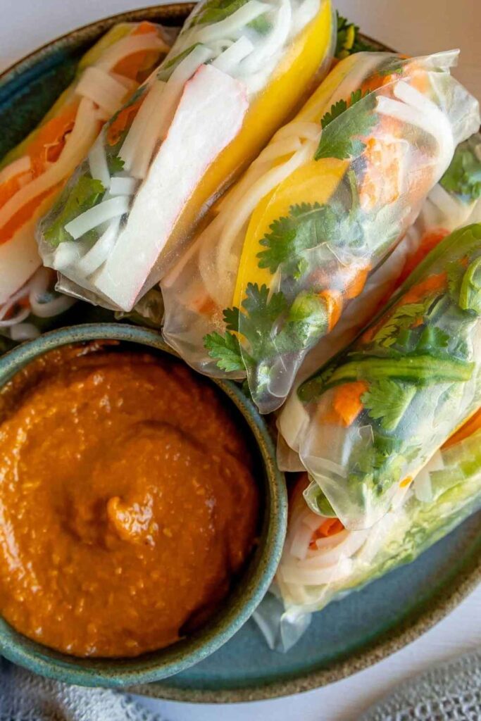Rice Paper Rolls With Peanut Dipping Sauce