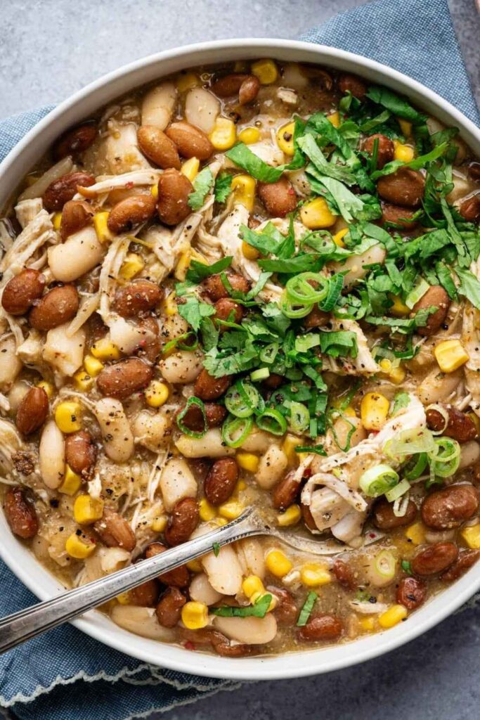 Slow Cooker White Chicken Chili
