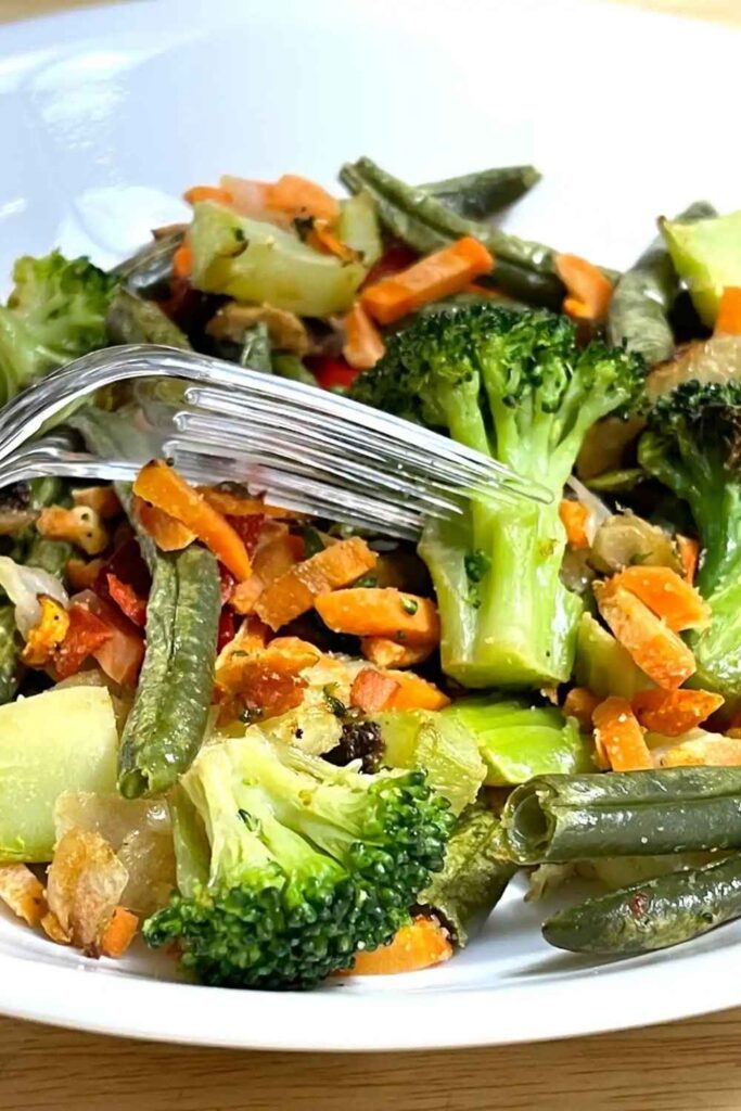 10 Lazy Dinner Ideas Quick Meals That Actually Feel Like a Real Meal 2026 10 Stir-Fry With Frozen Vegetables Speed Without Sacrifice