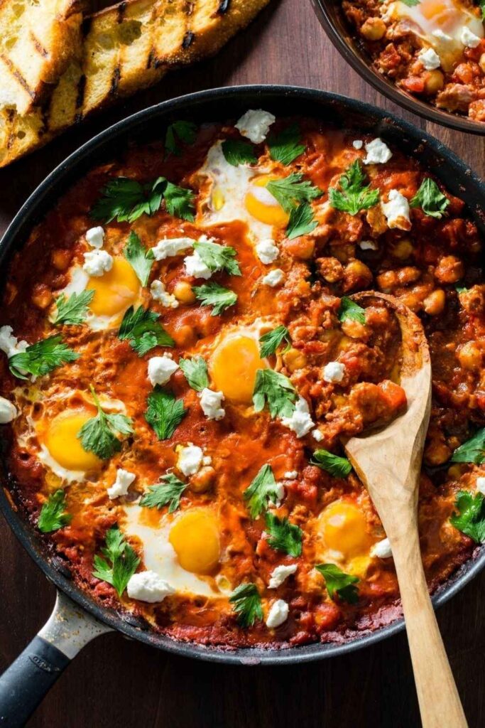 15 Easy 30-Minute Meals That Actually Taste Like You Tried 4 Chickpea Shakshuka