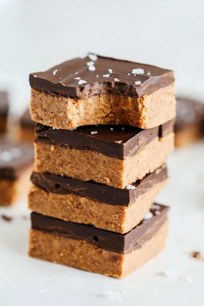 Dark Chocolate and Almond Paleo Energy Bites