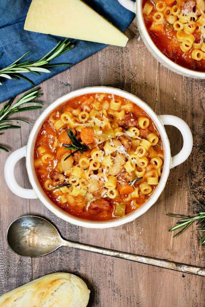 Pasta e Fagioli Pasta and Beans, Italian Style