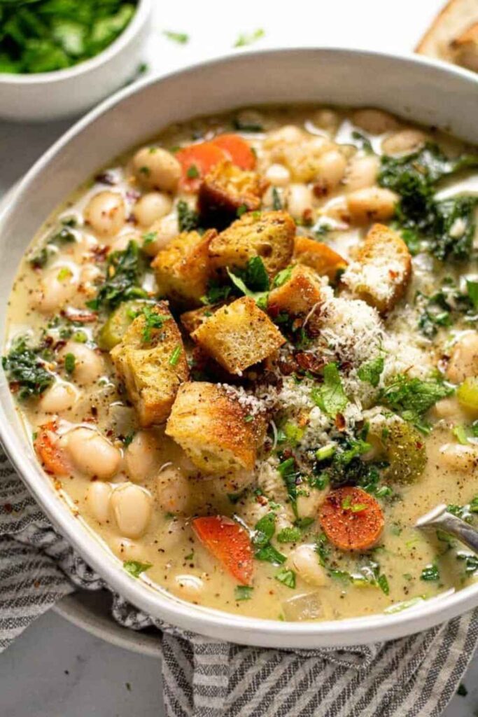 White Bean and Kale Soup