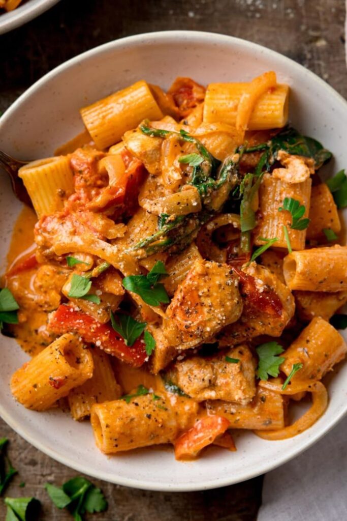 43 Pasta Recipes Easy Creamy & Classic Italian Dishes for Every Night of the Week 4 Chicken Pasta Recipes