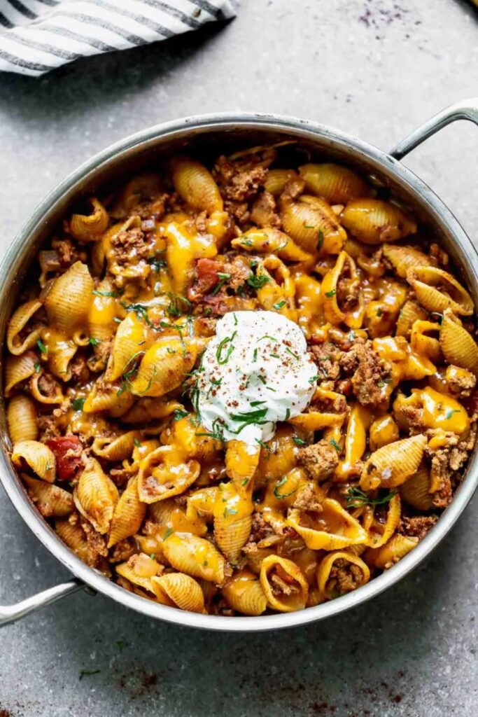 43 Pasta Recipes Easy Creamy & Classic Italian Dishes for Every Night of the Week 6 One-Pot & Skillet Pasta Recipes